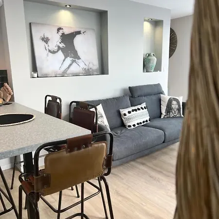 Les Petites Canailles Rooftop Apartment