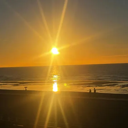 Les Petites Canailles Rooftop 아파트 *