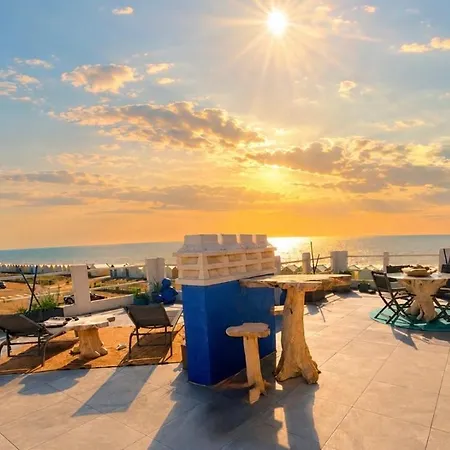 Les Petites Canailles Rooftop Appartement *